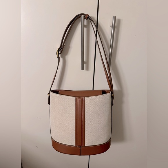 COPY - Zara adjustable strap bucket bag - Picture 10 of 12